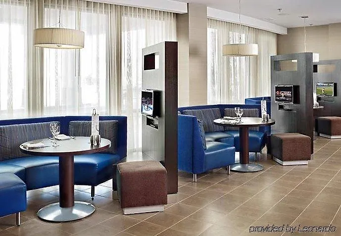 ***  Courtyard By Marriott Edmonton West Hotel Canada