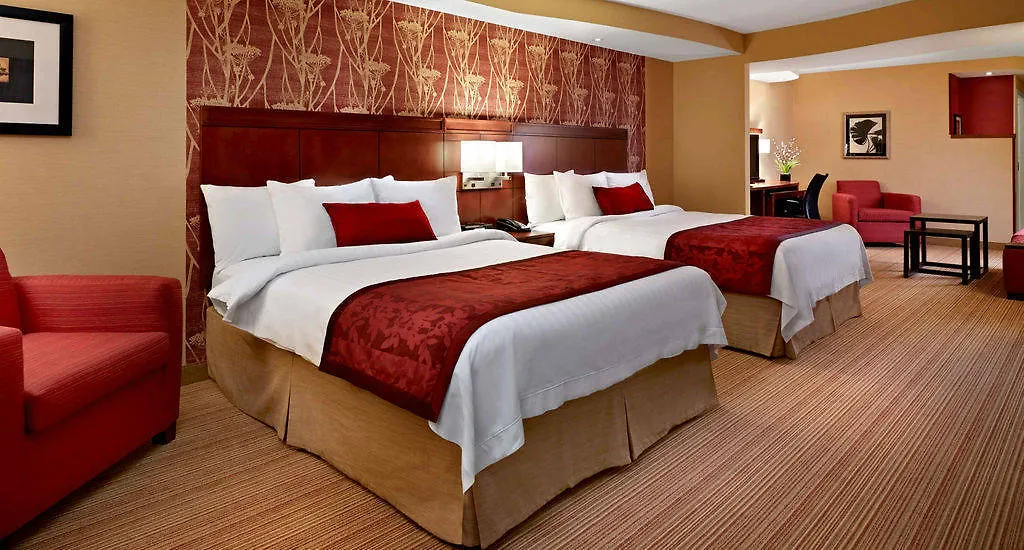Courtyard By Marriott Edmonton West Hotel