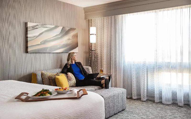 Courtyard By Marriott Edmonton West Hotel