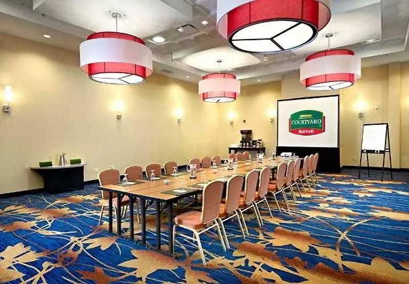 Hotel Courtyard By Marriott Edmonton West